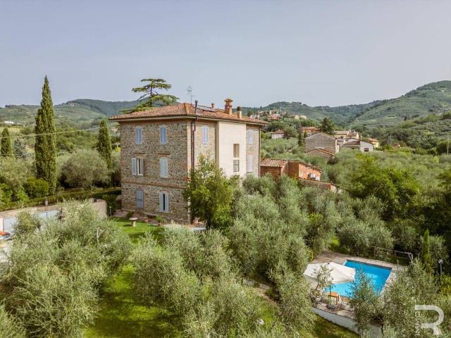 Villa singola in vendita a Larciano via Stradella