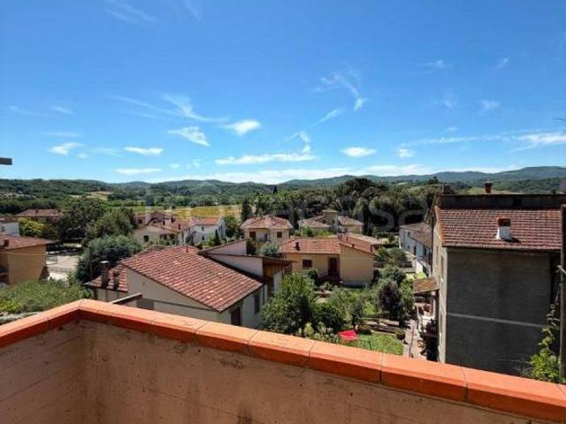 Villa singola in vendita a Laterina Pergine Valdarno viale Roma