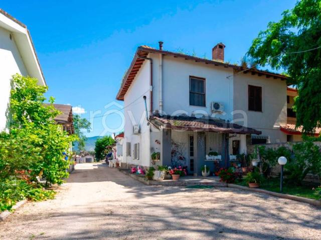 Villa singola in vendita a Latina strada del Truglio, Latina Scalo