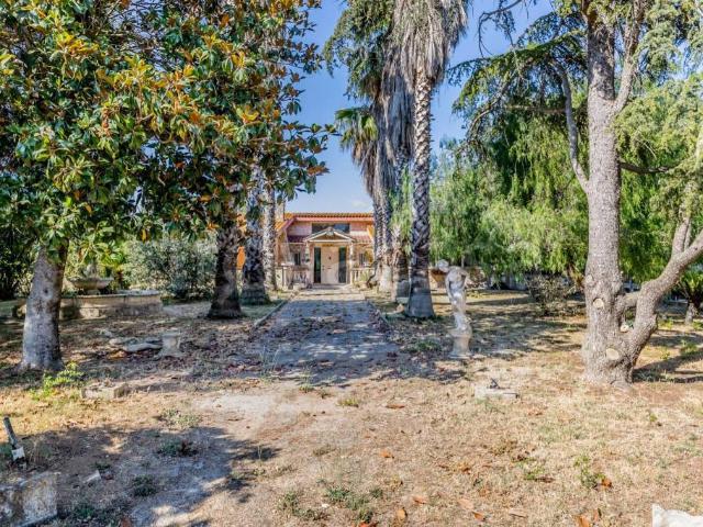 Villa singola in vendita a Latina strada Litoranea, 10246, Borgo Grappa