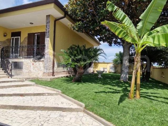 Villa singola in vendita a Latina strada Randa, Litoranea