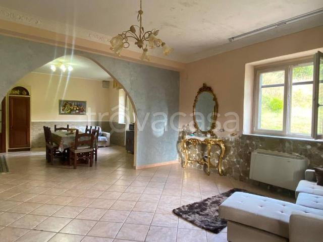 Villa singola in vendita a Laureana Cilento