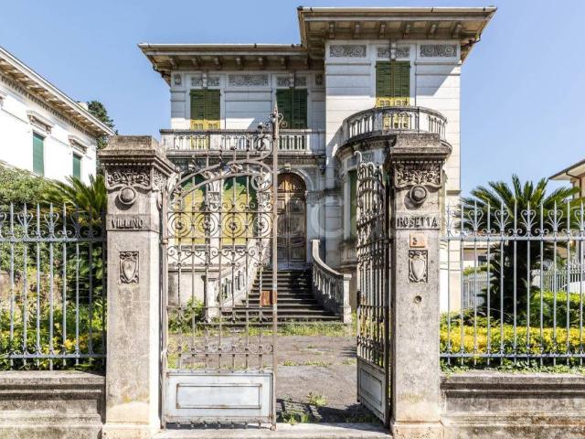 Villa singola in vendita a Lavagna via Giuseppe Mazzini, 38