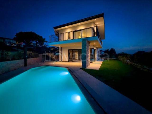 Villa singola in vendita a Lazise strada del Barum