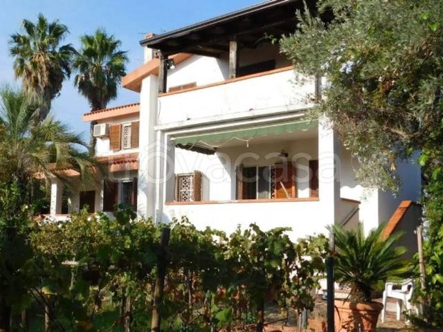 Villa singola in vendita a Le Castella, Isola di Capo Rizzuto