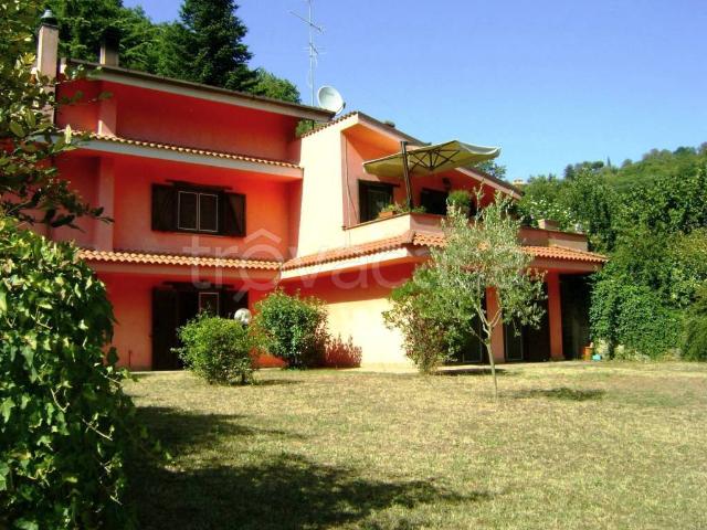 Villa singola in vendita a Le Rughe, Formello
