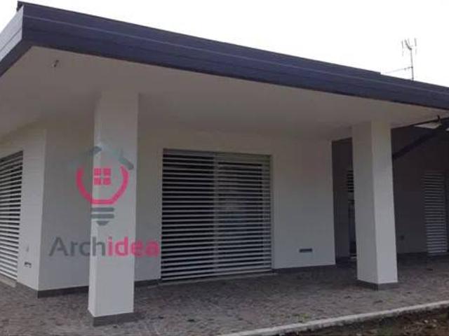 Villa singola in vendita a Legnago via Paina No Number