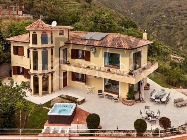 Villa singola in vendita a Letojanni via unità d\'italia, 65