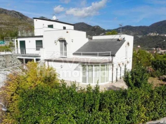 Villa singola in vendita a Levanto