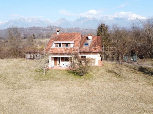 Villa singola in vendita a Limana