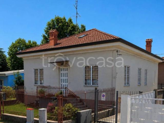 Villa singola in vendita a Limbiate via Monte Generoso, 12