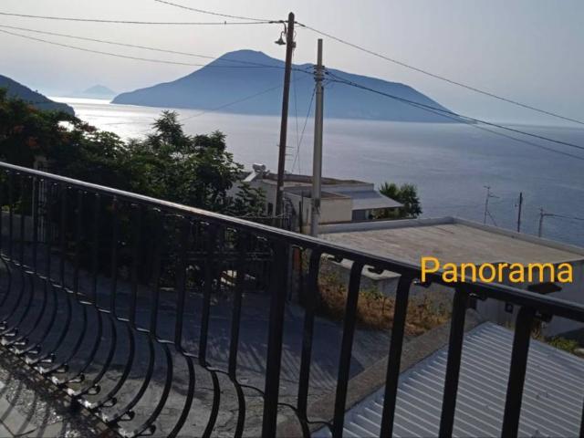Villa singola in vendita a Lipari via Rocche