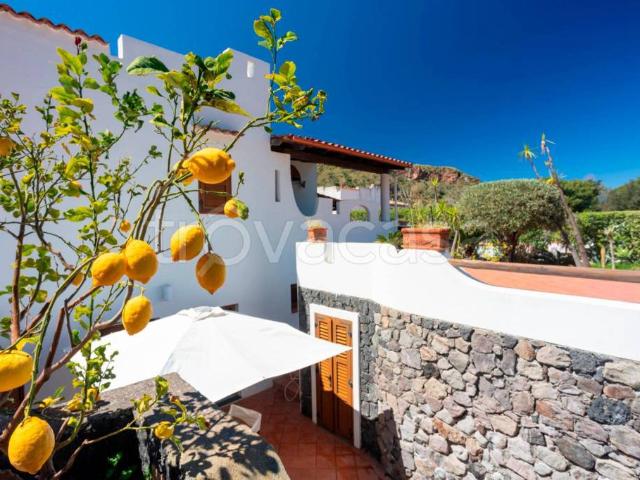 Villa singola in vendita a Lipari viale Ruggero Nodari