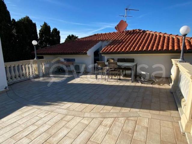 Villa singola in vendita a Livorno, Antignano Banditella