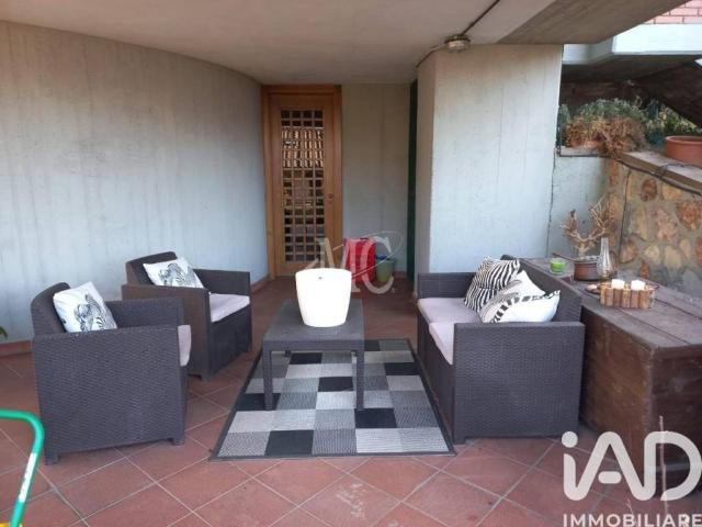 Villa singola in vendita a Lizzana, Rovereto