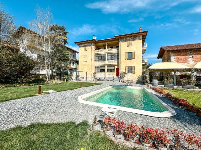 Villa singola in vendita a Lozzolo