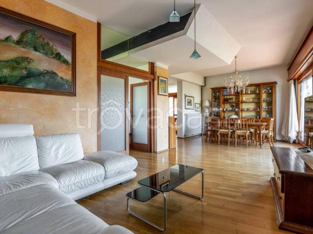 Villa singola in vendita a Lucca via del Secco, Nave