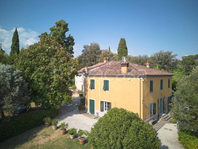 Villa singola in vendita a Lucca via di Sant'Alessio, Monte San Quirico Tre Cancelli