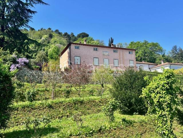 Villa singola in vendita a Lucca via per Vorno, Pontetetto Sorbano del Giudice
