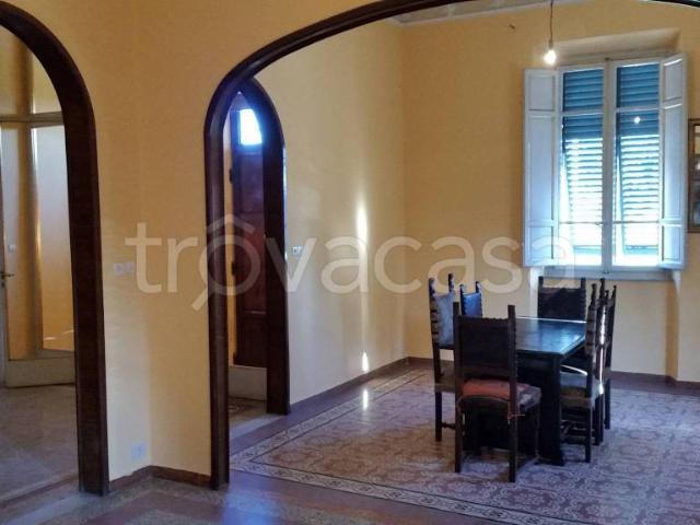 Villa singola in vendita a Lucca viale Guglielmo Marconi, Piazza Anfiteatro Torre Guinigi