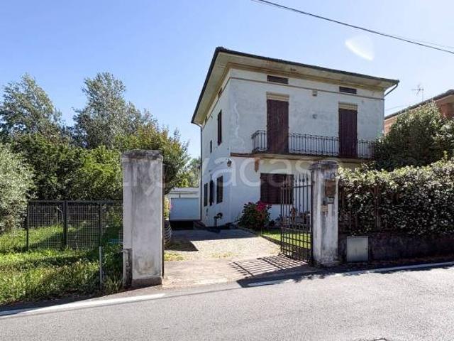 Villa singola in vendita a Lucca, Sant'Angelo