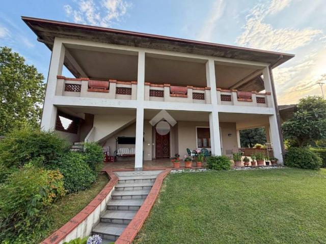 Villa singola in vendita a Manerbio via Moretto, 59