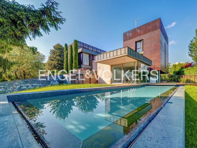 Villa singola in vendita a Malgrate viale Privato Penati