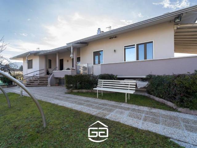 Villa singola in vendita a Malo via Granatieri, 1