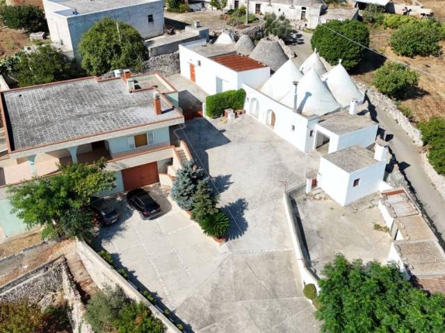Villa singola in vendita a Martina Franca strada Papa Domenico