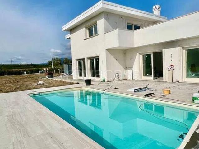 Villa singola in vendita a Marina di Pietrasanta, Pietrasanta