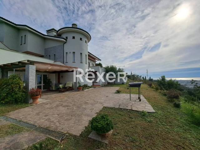 Villa singola in vendita a Massa via Grottini, Centro città