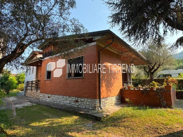 Villa singola in vendita a Massa via Ponticello Sud, Centro città