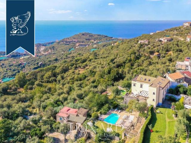 Villa singola in vendita a Massa Lubrense