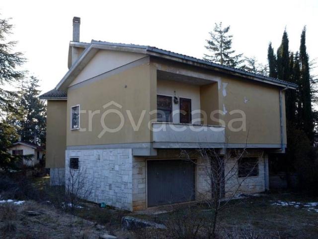 Villa singola in vendita a Massa, Massa d'Albe