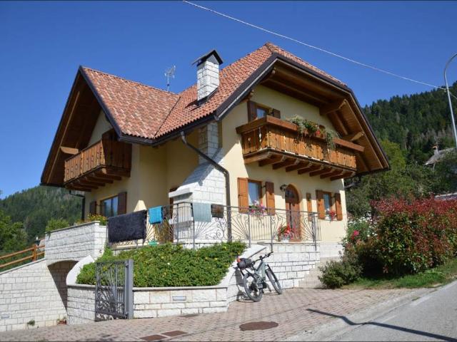 Villa singola in vendita a Mezzaselva, Canove di Roana