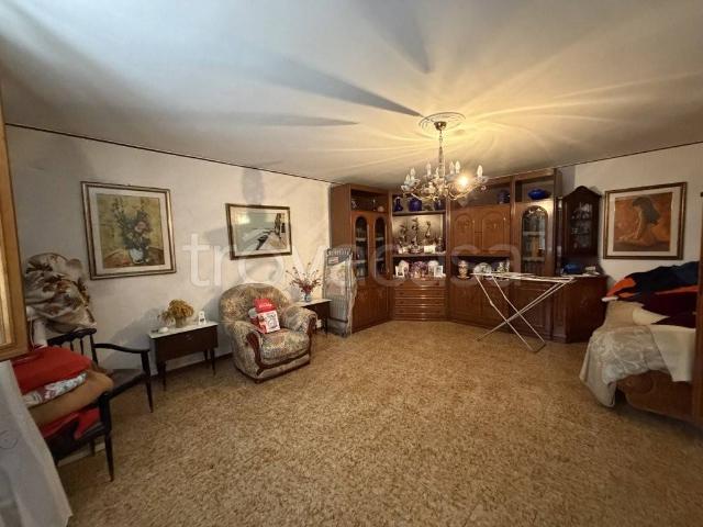 Villa singola in vendita a Mira via Olmo