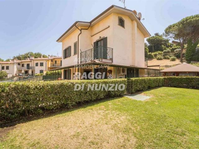 Villa singola in vendita a Monte Porzio Catone