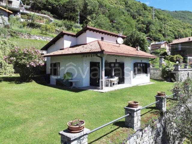Villa singola in vendita a Montemezzo via alla Chiesa