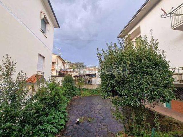 Villa singola in vendita a Montecatini Terme