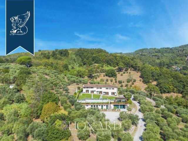Villa singola in vendita a Montecatini Terme