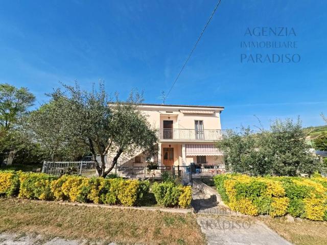 Villa singola in vendita a Montefelcino