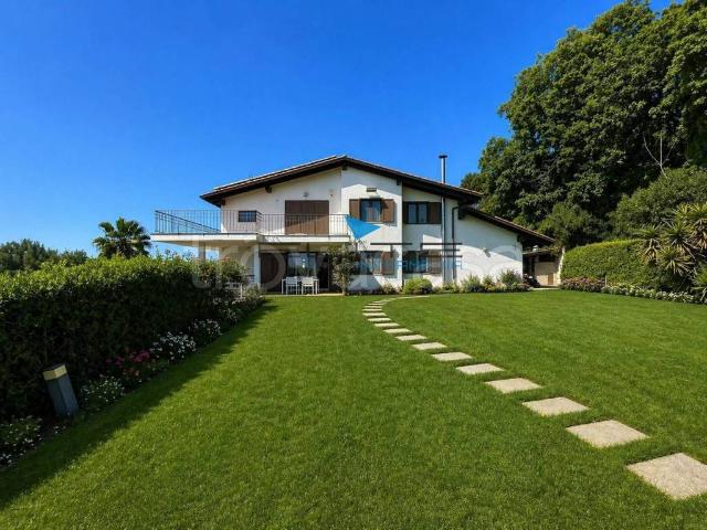 Villa singola in vendita a Montesilvano