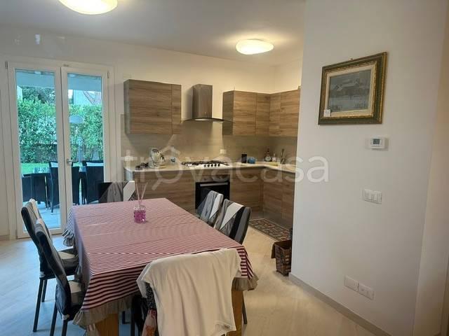 Villa singola in vendita a Forte dei Marmi piazza Dante Alighieri