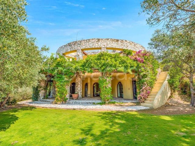 Villa singola in vendita a Montignoso via Guadagni