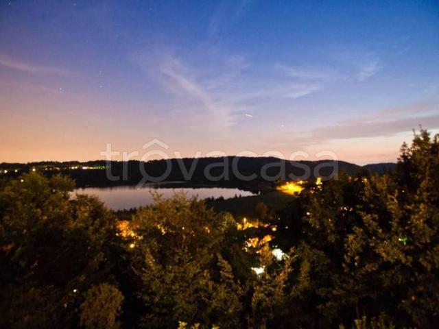 Villa singola in vendita a Montorfano via mandelli