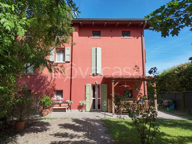 Villa singola in vendita a Modena strada Paganine, 68, Portile Paganine