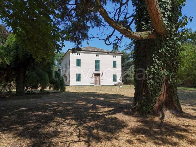 Villa singola in vendita a Modena, Portile Paganine