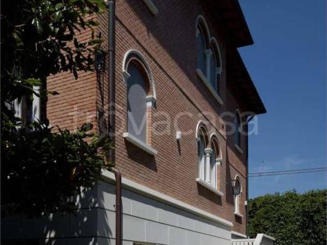 Villa bifamiliare in vendita a Modena via Guarino Guarini, 154, Buon Pastore Parco Amendola