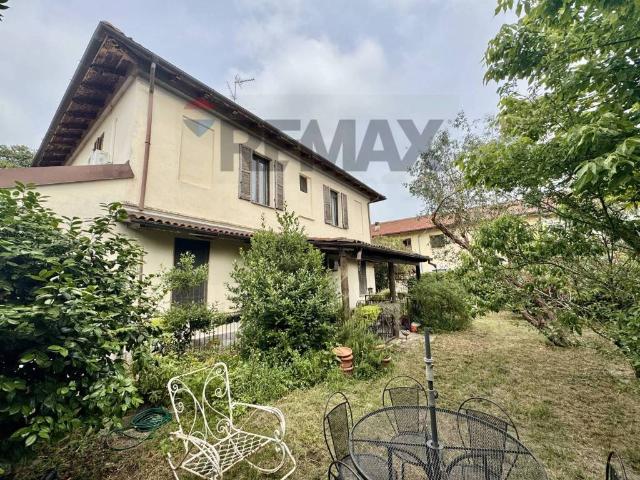 Villa singola in vendita a Mortara