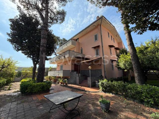 Villa singola in vendita a Napoli, Capodichino